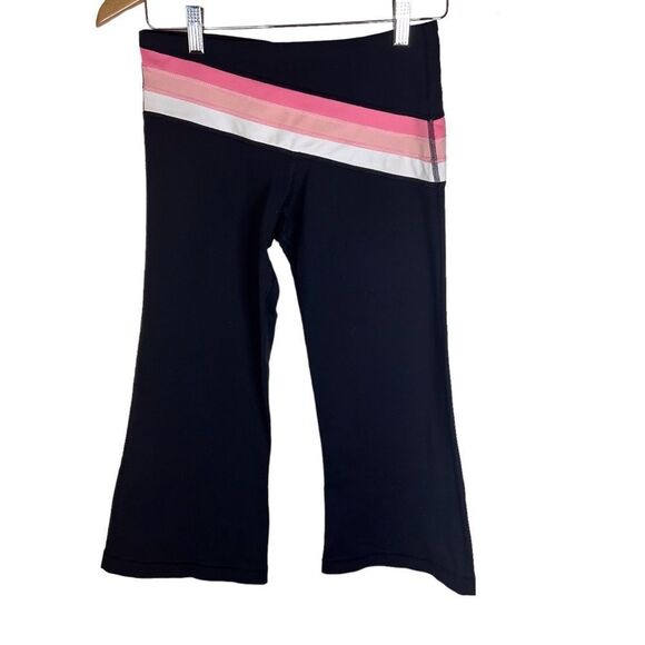 Lululemon Full Tilt Crop Pink/White Size Medium‎ Flawed Seam See Pics - Picture 1 of 8